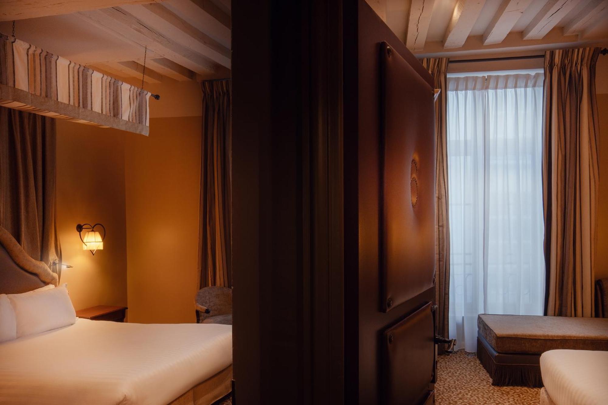 Hotel Odeon Saint-germain 4*