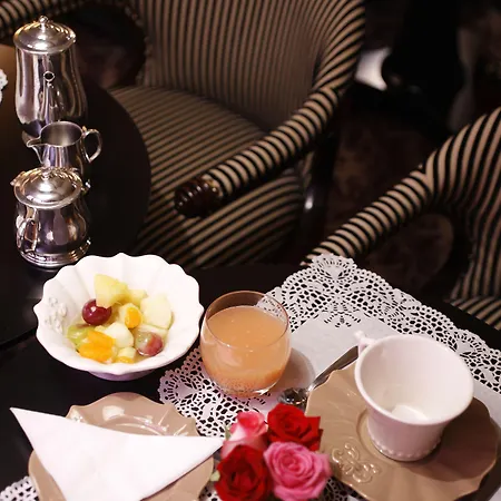 Hotel Odeon Saint-germain Parigi